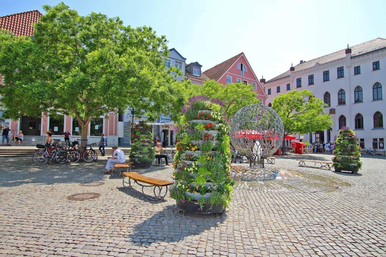 Ferienhaus Waren See 7581 Warenshof ภายนอก รูปภาพ